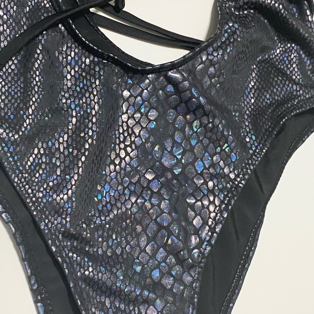 NWOT Metallic Black Snakeskin Cutout Swimsuit - Picture 9 of 12